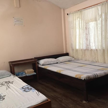 Tay Lelong'S Pension House Тейтей Екстер'єр фото