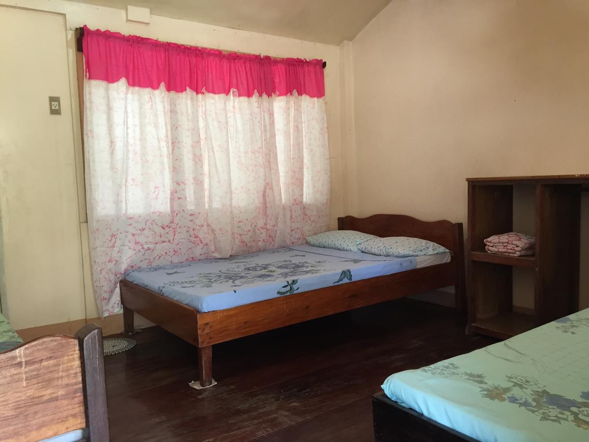 Tay Lelong'S Pension House Тейтей Екстер'єр фото