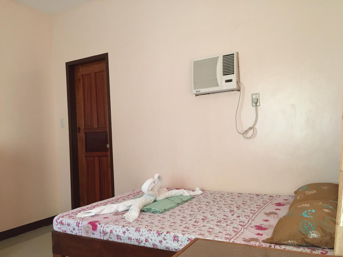 Tay Lelong'S Pension House Тейтей Екстер'єр фото