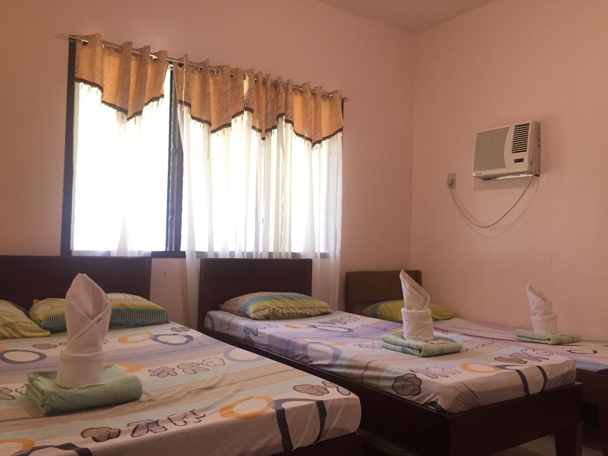 Tay Lelong'S Pension House Тейтей Екстер'єр фото