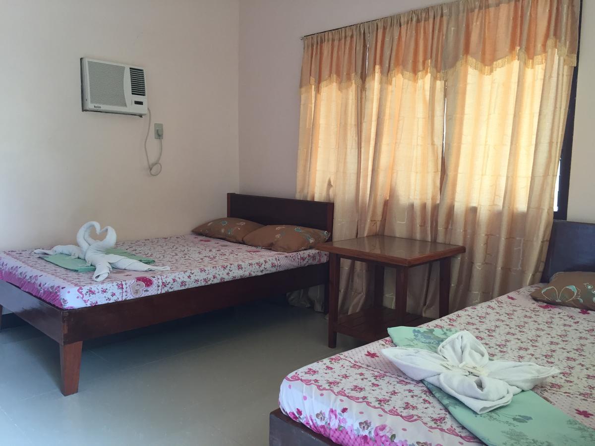 Tay Lelong'S Pension House Тейтей Екстер'єр фото